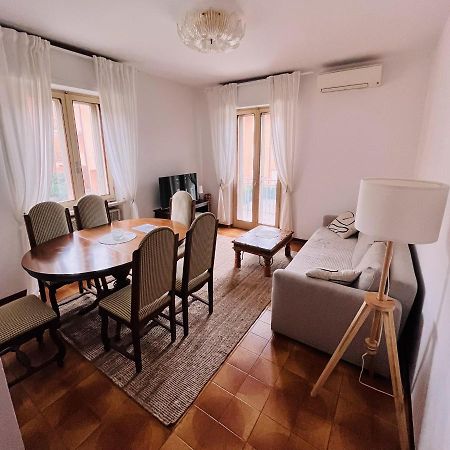 Apartment Al Lago, Torri Del Benaco Exteriör bild