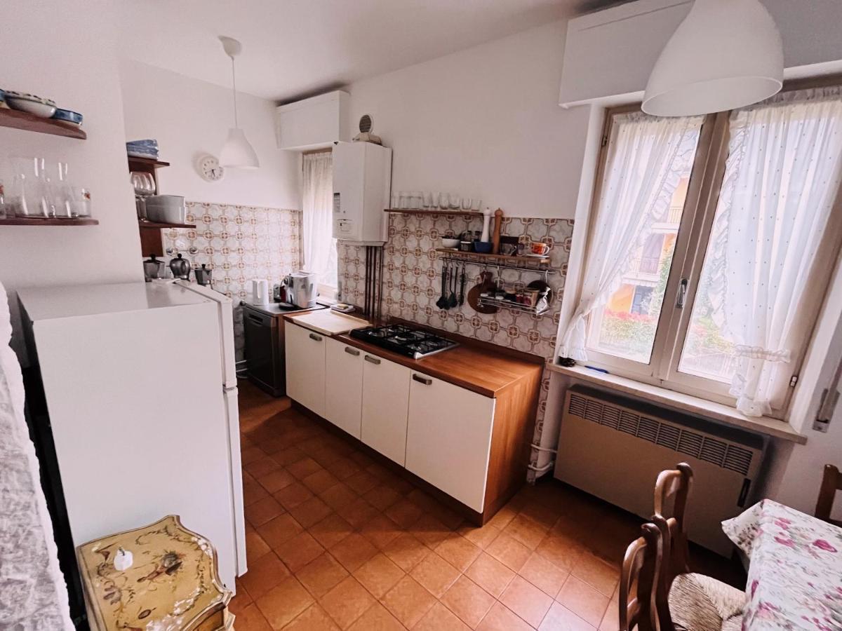 Apartment Al Lago, Torri Del Benaco Exteriör bild