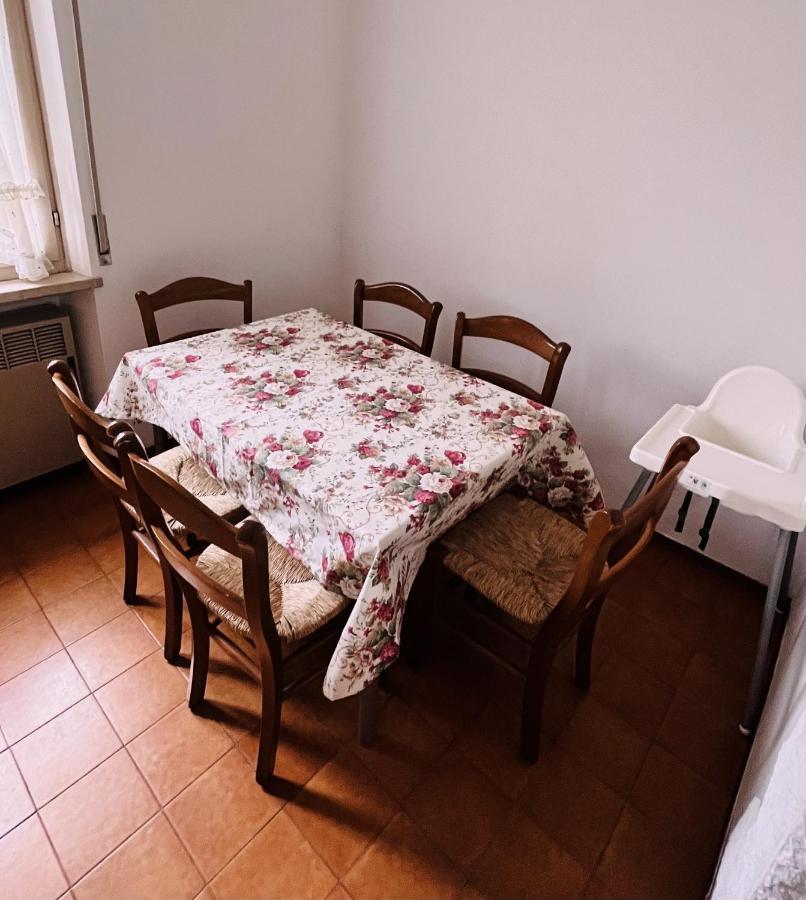 Apartment Al Lago, Torri Del Benaco Exteriör bild