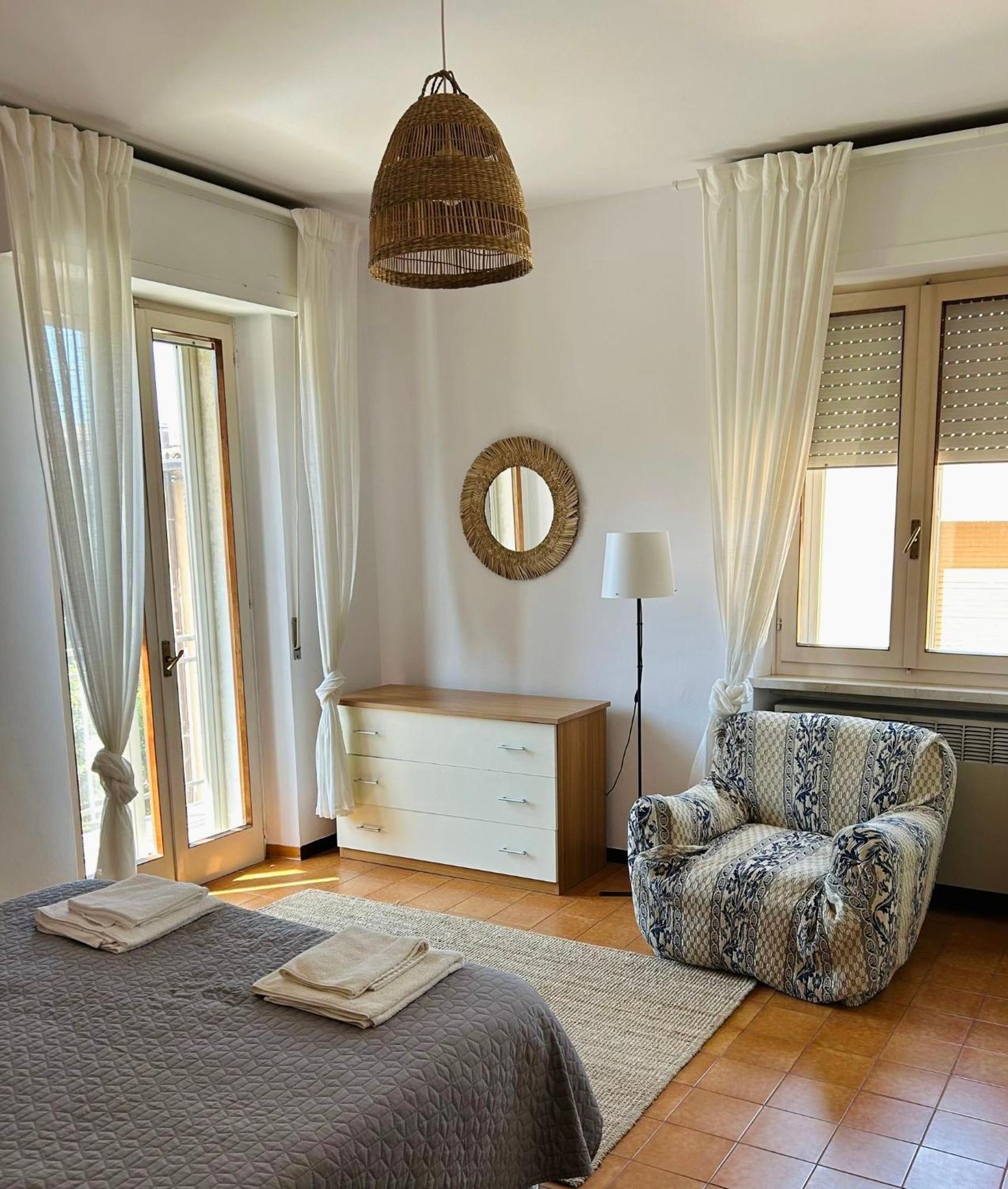 Apartment Al Lago, Torri Del Benaco Exteriör bild